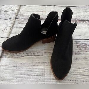 Steve Madden Lancaster Black Suede Cutout Booties | Size 7.5